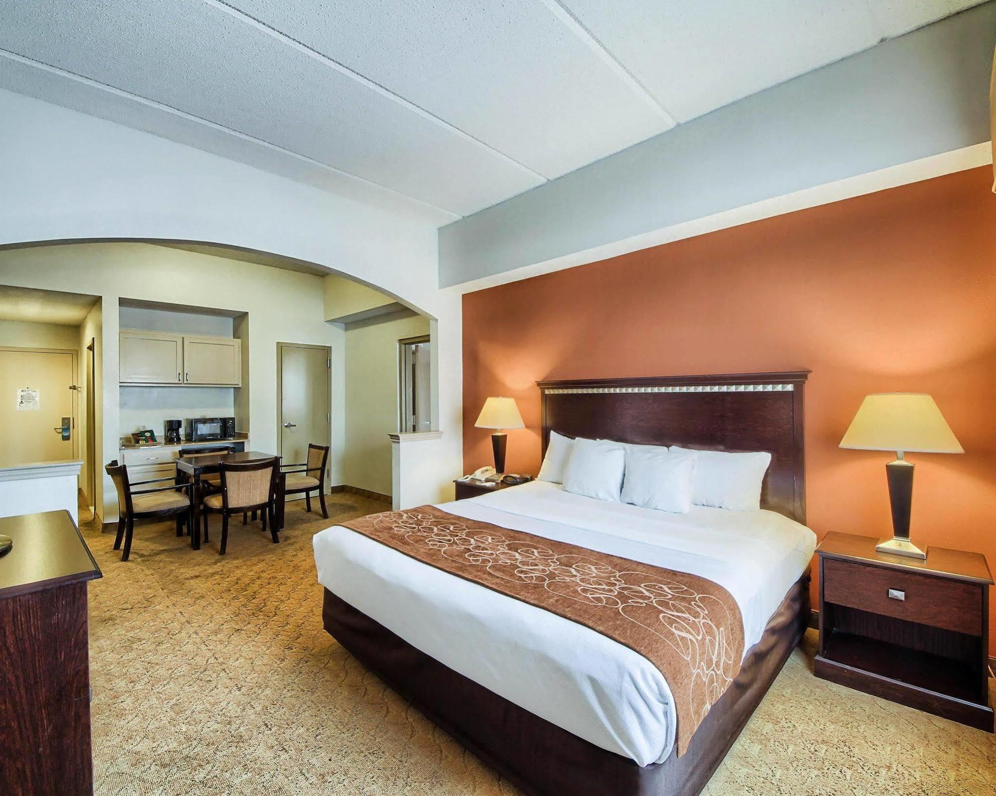 Comfort Beachside Hotel